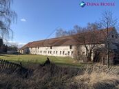 Prodej pozemku 1 685 m2 se zemědělskou stavbou, Mančice - Dolní Chvatliny, okr. Kolín., cena 5249000 CZK / objekt, nabízí 