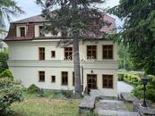 Pronájem bytu ve vile 4+1, 170m2, vybavení, Čelakovského ulice, Chomutov , cena 25000 CZK / objekt / měsíc, nabízí