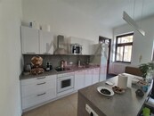 Pronájem bytu 2+kk, (71m2), Praha 1 Nové Město , blízko Václavského náměstí, cena 29513 CZK / objekt / měsíc, nabízí