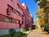 Novostavba 4+1 (119 m2)+ terasa (20 m2), garážové stání- Praha 4 Michle, Tigridova- pronájem, cena 36000 CZK / objekt / měsíc, nabízí 