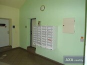 Pronájem samostatné kanceláře 29m2 v administrativní budově, Erbenova ul., Olomouc, cena 5225 CZK / objekt / měsíc, nabízí 