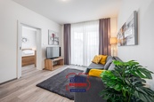 Nabízíme k prodeji krásně zařízený apartmán 2+kk, 67 m2 - Lipno nad Vltavou, cena 5919000 CZK / objekt, nabízí 