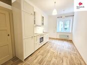 Pronájem bytu 1+1 52 m2 Zdaru, Praha, cena 18000 CZK / objekt / měsíc, nabízí 