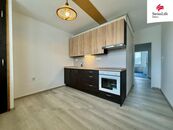 Pronájem bytu 3+1 71 m2 Dlouhá, Trutnov, cena 14000 CZK / objekt / měsíc, nabízí