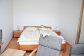 Pronájem bytu (studia) 1+kk s bal. v obci Lipno nad Vltavou, cena 12000 CZK / objekt / měsíc, nabízí