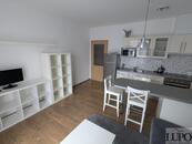 Velmi hezký byt 2+kk, 47 m2, balkon 5 m2, 1 patro s výtahem, Čelákovice ul. Boženy Koutníkové, cena 18500 CZK / objekt / měsíc, nabízí