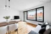 Pronájem zcela nového, kompletně vybaveného bytu 3kk, terasy (107,8m2) dvě parkovací místa, sklep, P, cena 53500 CZK / objekt, nabízí