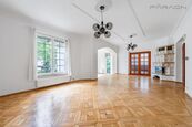 Velkorysá moderní vila 10+1+kk, 510 m2, dvojgaráž, zahrada, Praha 7-Troja, cena 120000 CZK / objekt, nabízí