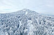 Prodej chaty v Českém Švýcarsku na Jedlové hoře, už. plocha 120 m2 s terasou, cena cena v RK, nabízí 