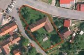 Prodej venkovského stavení 200m2, pozemek 1640 m2 v obci Slapy, Praha-západ, cena 12500000 CZK / objekt, nabízí 