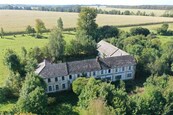 Prodej unikátního objektu z roku 1919 v obci Karle, cena 2900000 CZK / objekt, nabízí