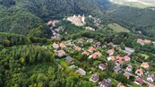 Prodej pozemku 990 m2 s překrásným výhledem na hrad Křivoklát, cena 5600000 CZK / objekt, nabízí 