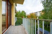 Prodej pěkného bytu 2+KK s balkonem ve výborné lokalitě Hostivice, ulice B. Němcové, cena 6190000 CZK / objekt, nabízí