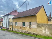 Prodej - Rodinný dům 2+1 se zahradou a kůlnou v obci Tlučná, Plzeňský kraj, cena 4350000 CZK / objekt, nabízí 