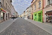 Pronájem lukrativního komerčního prostoru s výlohou - Jihlava, Benešova ulice, cena 59000 CZK / objekt / měsíc, nabízí