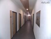 Pronájem kanceláří 45 m2 (15 a 30 m2) Křižíkova ulice Benešov, cena 10800 CZK / objekt / měsíc, nabízí 