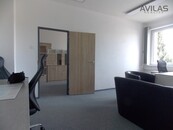 Pronájem kanceláří 45 m2 (15 a 30 m2) Křižíkova ulice Benešov, cena 10800 CZK / objekt / měsíc, nabízí