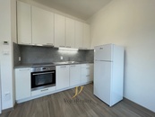 Pronájem, Byty 1+kk, 28m2 - Olomouc - Lazce, cena 10900 CZK / objekt / měsíc, nabízí 