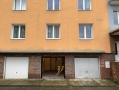 Pronájem, Garáže, 18m2, Jakoubka ze Stříbra, Olomouc, cena 2900 CZK / objekt / měsíc, nabízí