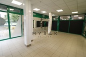 Obchodní prostor v OD Družba, Pražská tř., České Budějovice, cena 14000 CZK / objekt / měsíc, nabízí