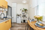 Nezařízený byt 1+1 s komorou na patře, A. Barcala, České Budějovice, cena 11000 CZK / objekt / měsíc, nabízí