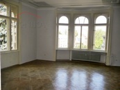 Atraktivní pronájem nebytových prostor v centru Semil!, cena 4560 CZK / objekt / měsíc, nabízí 