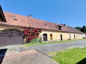 Prodej, Nemovitosti 679 m2 s pozemkem s 30038 m2 v osadě Cikar, okres Jindřichův Hradec, cena 10900000 CZK / objekt, nabízí