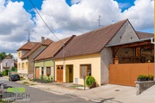 Prodej, rodinný dům se zahradou, 459 m2, Uherské Hradiště, Vésky, cena 7190000 CZK / objekt, nabízí