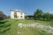 Prodej rodinného domu o velikosti 227m2 v Karviné - Ráji na ulici Rajecká, cena 4490000 CZK / objekt, nabízí 