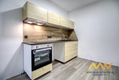 Stylový ateliér 2+kk, 59 m2 - moderní bydlení či reprezentativní prostor ve Smiřicích., cena 12000 CZK / objekt / měsíc, nabízí