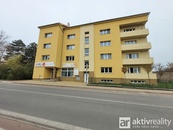 Byt 4+1/L, 112 m2, parkování, zahrada - Neratovice, cena 23000 CZK / objekt / měsíc, nabízí