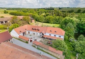 Prodej zemědělská usedlost 883 m2, pozemek 6 835 m2 - Velká Bíteš - Holubí Zhoř, cena 11990000 CZK / objekt, nabízí