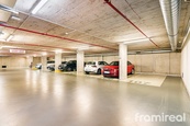 Prodej garážového stání, 10 m2 - Brno - Veveří, cena 1290000 CZK / objekt, nabízí