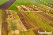 Prodej, Pozemky pro bydlení, 2x 2 723 m2 - Moravský Žižkov, cena 2300000 CZK / objekt, nabízí