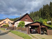 Prodej rodinného domu 5+1, se zahradou s výměrou 1851m2 v obci Jeseník., cena 8900000 CZK / objekt, nabízí