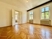 Prvorepublikový byt v centru Brna, 3+1, 85 m2, ul. Kopečná 21, cena 24000 CZK / objekt / měsíc, nabízí 