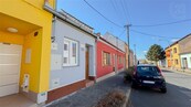 Atypický rodinný dům 3+1, 90 m2, zahrádka, pozemek 167 m2, cena 8990000 CZK / objekt, nabízí