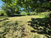 Prodej prostorné zahrady v obci Omice - 1271 m2, ovocné stromy, krásný výhled a naprostý klid, cena 1100000 CZK / objekt, nabízí