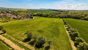 Prodej krásného stavebního pozemku 1500 m2 s panoramatickým výhledem do přírody, cena 2500 CZK / m2, nabízí