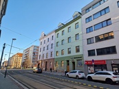 Zděný, částečně zařízený byt 1+kk v Plzni na Slovanech, cena 2700000 CZK / objekt, nabízí 