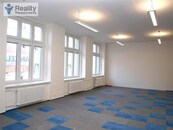 Pronájem kanceláří 78 m2, Kovářská ul. Plzeň, cena 230 CZK / m2 / měsíc, nabízí