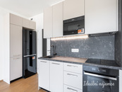 Pronájem bytu 1+kk, Domalípova, Hloubětín, 16900 Kč/měs, 32 m2, cena 16900 CZK / objekt / měsíc, nabízí