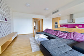 Pronájem bytu 2+kk, Bohuslava Martinů, Stránice, 102 m2, cena 28000 CZK / objekt / měsíc, nabízí