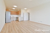 Pronájem bytu 2+kk, Kumpoštova, Sadová, 25000 Kč/měs, 56 m2, cena 22500 CZK / objekt / měsíc, nabízí