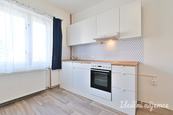 Pronájem bytu 2+1, Tyršova, Šlapanice u Brna, 23000 Kč/měs, 63 m2, cena 21500 CZK / objekt / měsíc, nabízí