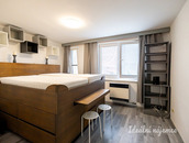 Pronájem bytu 1+kk, Moravská, Vinohrady, 16500 Kč/měs, 27 m2, cena 16500 CZK / objekt / měsíc, nabízí Ideální nájemce