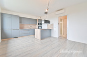 Pronájem novostavby bytu 3+kk, Vondřichova 1499, 20.500,- Kč/měs + poplatky a energie, 56 m2, cena 20500 CZK / objekt / měsíc, nabízí