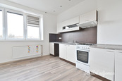 Pronájem bytu 2+1, Slévačská, Židenice, 60 m2, cena 17100 CZK / objekt / měsíc, nabízí