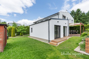 Pronájem rodinného domu 5+kk, V Jezírku, Březí u Říčan, 43 000 Kč/měs, 140 m2, cena 43000 CZK / objekt / měsíc, nabízí