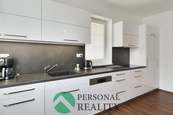 Prodej, Rodinné domy, 946 m2 - Škvorec, cena 14590000 CZK / objekt, nabízí